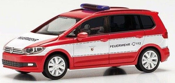 HER092616 - VOLKSWAGEN Touran Feuerwehr Nürnberg rojo - 1