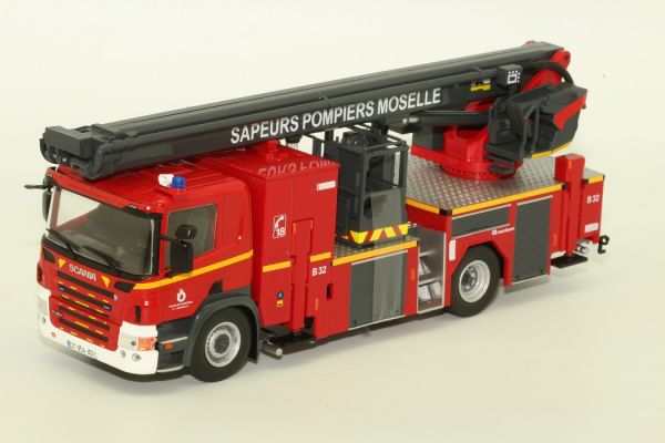 ODE102 - SCANIA P320 BEA bomberos SDIS 57 - Mosela Limitada a 504 piezas. - 1