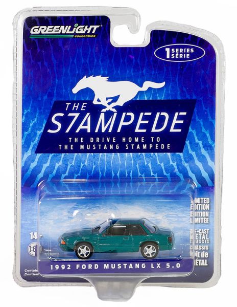 GREEN13340-C - FORD Mustang LX 5.0 1992 verde de la serie THE STAMPEDE en blister - 1