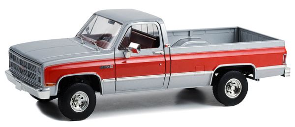 GREEN13660 - 1984 GMC K-2500 Sierra Grande Wideside plata y rojo - 1