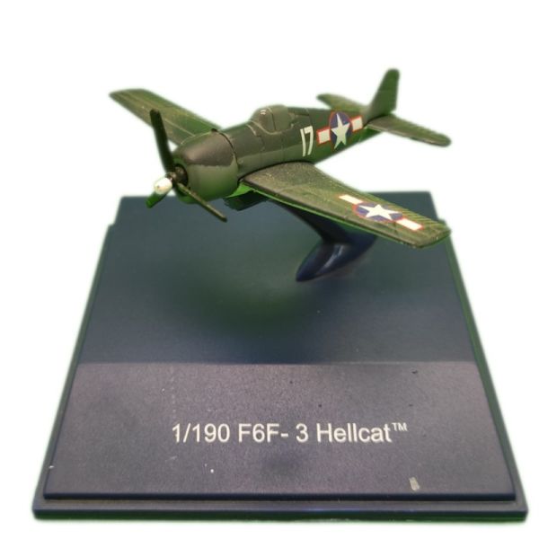 NEW18110E - Aereo militare F6F-3 Hellcat - 1