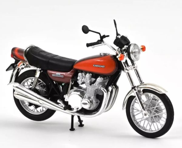 NOREV182031 - 1973 KAWASAKI Z900 naranja y marrón - 1