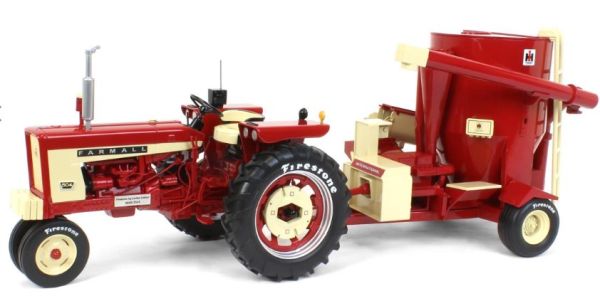 CUST1999 - IH FARMALL 504 con recipiente de mezcla IH 1150 - 1