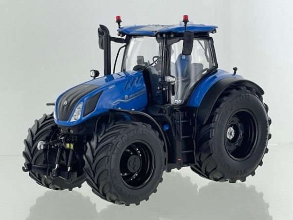 MAR2405 - NEW HOLLAND T7.340 con llantas negras - Edición limitada a 250 unidades - 1