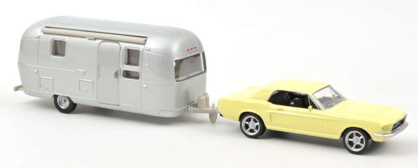 NOREV270581 - FORD Mustang 1968 amarillo con Caravana Airstream - JET CAR - 1