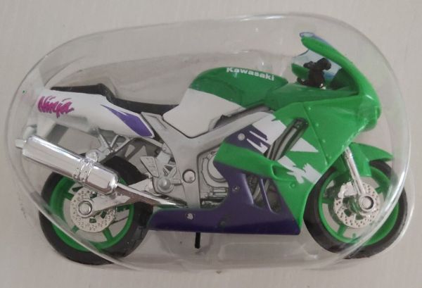 MST306G - KAWASAKI Ninja ZX-9R Verde - 1