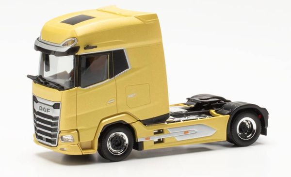 HER315784 - DAF XG plus 4x2 amarillo toscana metalizado - 1