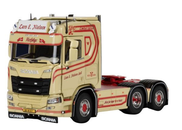 IMC32-0221 - SCANIA R Techo Medio 6x2 LARS E NIELSEN - 1