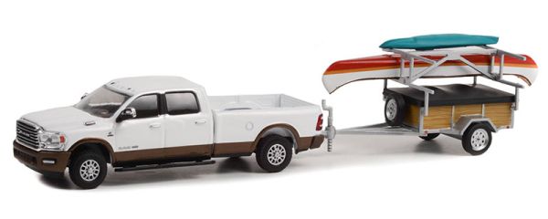 GREEN32260-D - DODGE 2500 2022 con remolque y canoa de la serie HITCH & TOW en blister - 1