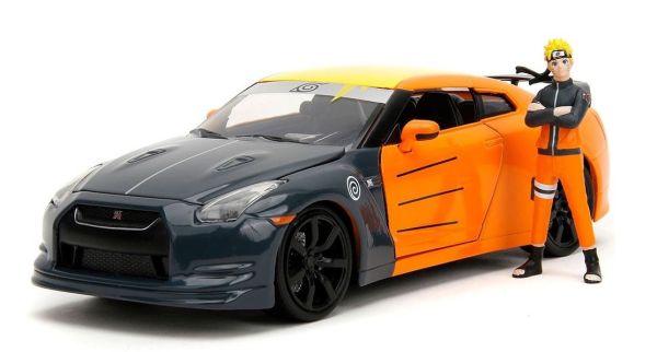 JAD33691 - NISSAN GT-R con figura de NARUTO 2009 - 1