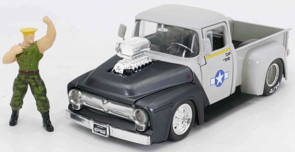 JAD34373 - FORD F100 Pick-up 1956 gris con figura Guile - 1