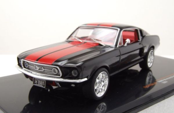 IXOCLC478N.22 - 1967 FORD Mustang fastback negro y rojo - 1