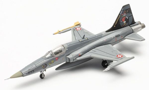 HER572514 - NORTHROP F-5E Tiger II - Fuerza Aérea Suiza - 6 Patos - 1