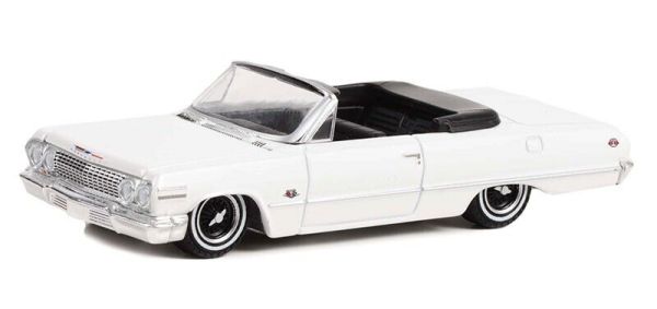 GREEN63030-C - CHEVROLET Impala SS 1963 California Lowriders blanco vendido bajo blister - 1