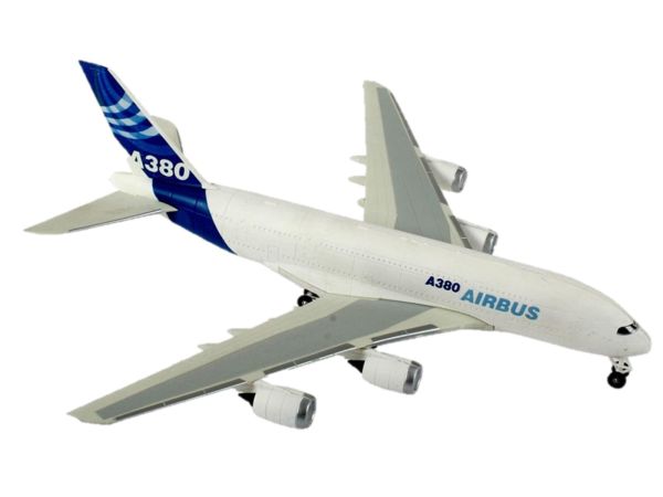 REV63808 - JUEGO DE MODELOS - AIRBUS A380 con pintura para montar - 1