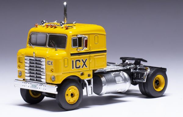 IXO64TR004 - KENWORTH Bullnose 1950 Amarillo ICX - 1