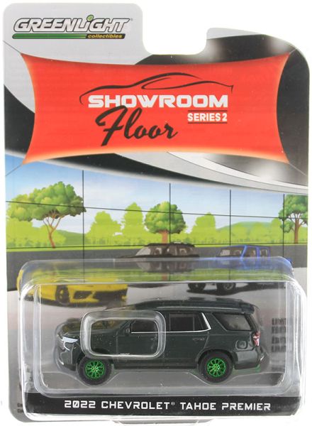 GREEN68020-D_VERT - CHEVROLET Tahoe premier 2022 gris con llantas verdes de la serie SHOWROOM FLOOR en blister - 1