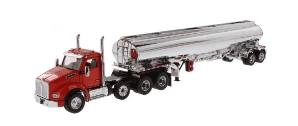 DCM71102 - KENWORTH T880S Day Cab 8x4 con cisterna cromada 2 Ejes - 1