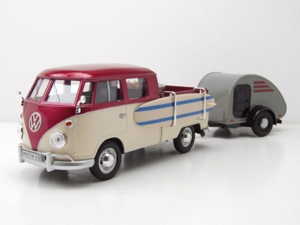 MMX79673 - VOLKSWAGEN Tipo 2 Pick-up con caravana y tabla de surf - 1