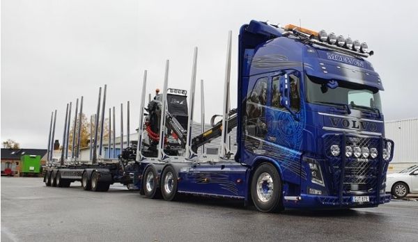 TEK82189 - VOLVO FH04 XL 6X4 camión maderero con remolque forestal de 3 ejes y carretilla de 2 ejes EDS TRAFRAKT MOELVEN - 1