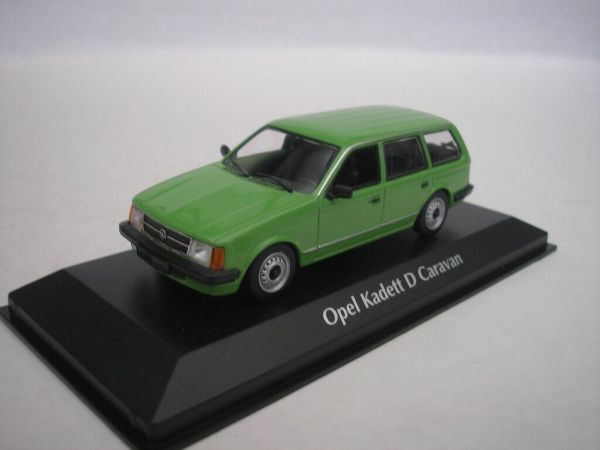 MXC940044111 - 1979 OPEL Kadett D Verde caravana - 1