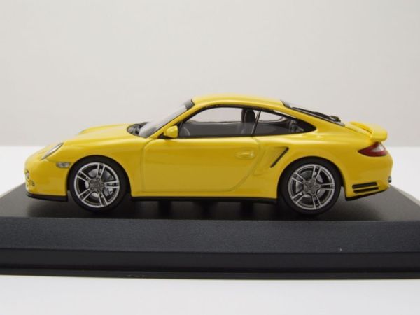 MXC940069010 - 2009 Porsche 911 Turbo Amarillo - 1