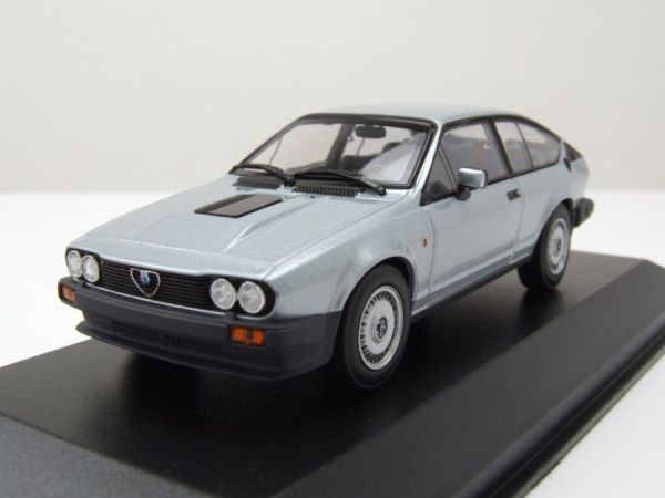 MXC940120141 - 1983 ALFA ROMEO GTV 6 plata - 1