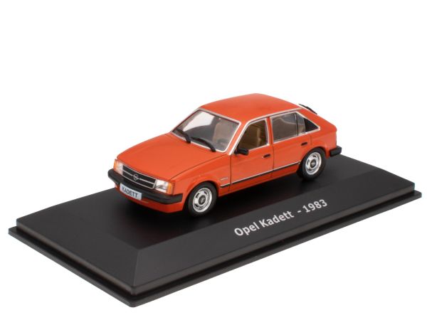 ABADD132A - OPEL Kadett de 1983 naranja - 1