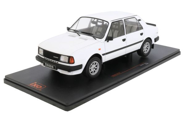 IXO18CMC158.22 - SKODA 130 L 1988 Blanco - 1