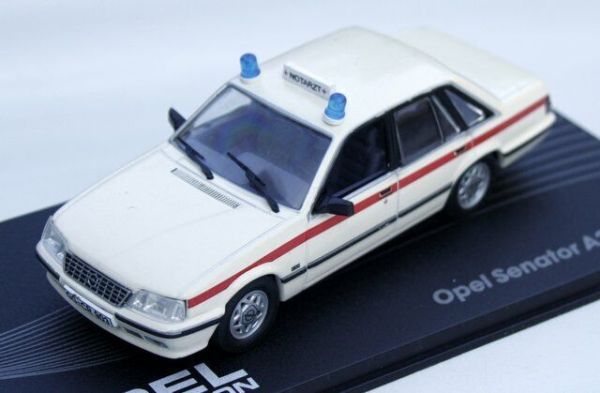 MAGOPE102 - OPEL Senator A2 1982-1986 Médico de urgencias - 1