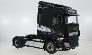 PRX30212 - 2018 DAF XF Space Cab 4x2 Negro