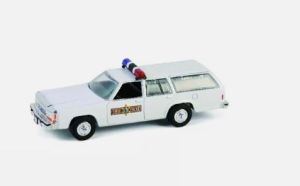 GREEN43040-C - FORD LTD Crown Victoria Wagon 1988 de la serie HOT PURSUIT en blister