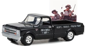 GREEN54080-D - CHEVROLET C-10 Fish & Tackle 1968 de la serie NORMAN ROCKWELL en blister