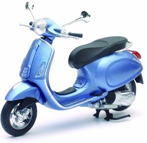 NEW57853B - VESPA 125 ETS azul