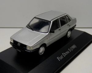 MAGARG54 - FIAT duna 1988 gris con folleto