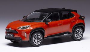 IXOCLC510N.22 - TOYOTA Yaris Cross 2022 Naranja metalizado