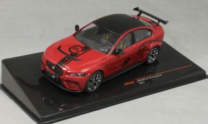 IXOMOC300 - JAGUAR XE SV Project 8 2017 rojo metalizado