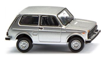 WIK020803 - Coche en plata metálica - LADA niva