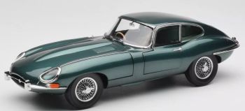 KYO08954DG - JAGUAR E-Type Verde Oscuro