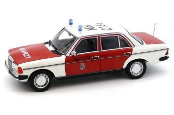 NOREV183834 - MERCEDES BENZ 200 1984 Ambulancia de emergencia