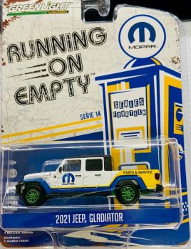 GREEN41140-FVERT - 2021 JEEP Gladiator con llantas verdes MOPAR de la serie RUNNING ON EMPTY en blister