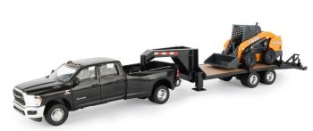 ERT47155 - DODGE RAM 1500 con cuello de cisne y minicargador CASE SV340B