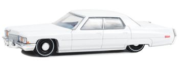 GREEN63040-D - CADILLAC Sedan deville 1972 blanco de la serie CALIFORNIA LOWRIDERS bajo blister