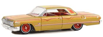 GREEN63050-C - CHEVROLET Impala SS 1963 Dorado de la serie CALIFORNIA LOWRIDERS en blister