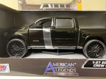 MMX79357ZW - DODGE RAM 1500 Crew Cab Laramie 2019 Negro