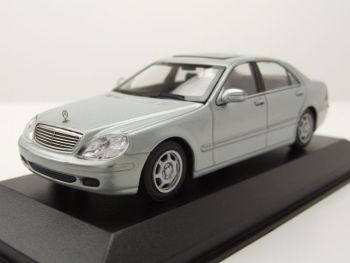 MXC940036201 - MERCEDES 5-Klass W220 1998 Gris