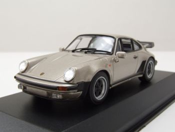 MXC940069002 - PORSCHE 911 Turbo 3.3 1977 Oro metálico