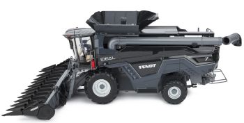 ROS95104 - FENDT Ideal 7 sobre neumáticos con cabezal de maíz