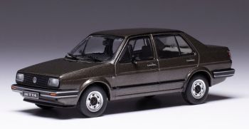 IXOCLC500N.22 - 1984 VOLKSWAGEN Jetta MKII gris