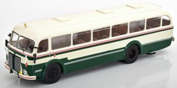 IXOBUS019 - Autobús SKODA 706 RO 1947 verde y blanco